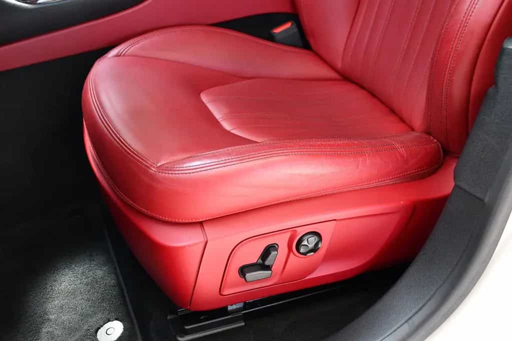 Maserati Levante 3.0 V6 Q4 Carbon Alcantara 360° ACC 04/2018-photo-7