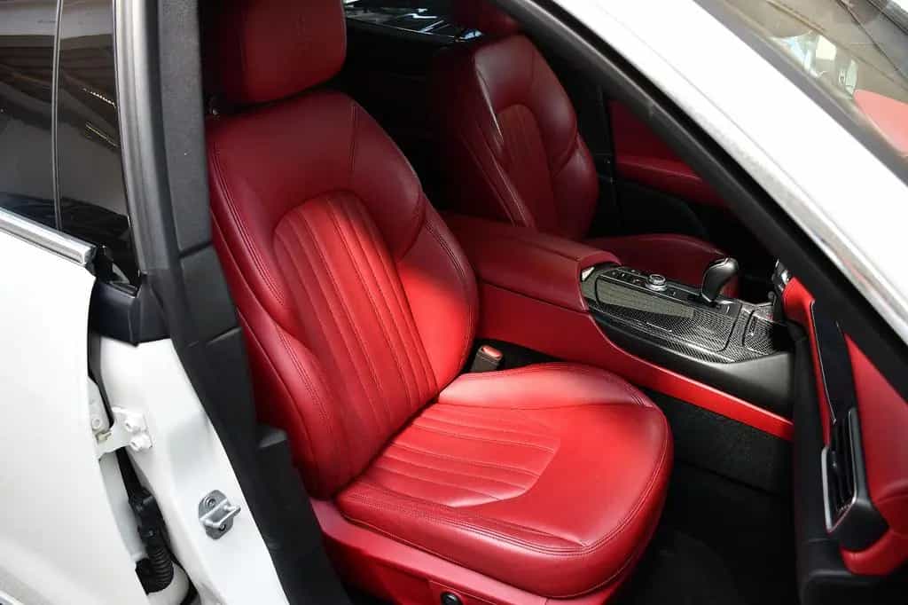 Maserati Levante 3.0 V6 Q4 Carbon Alcantara 360° ACC 04/2018-photo-8