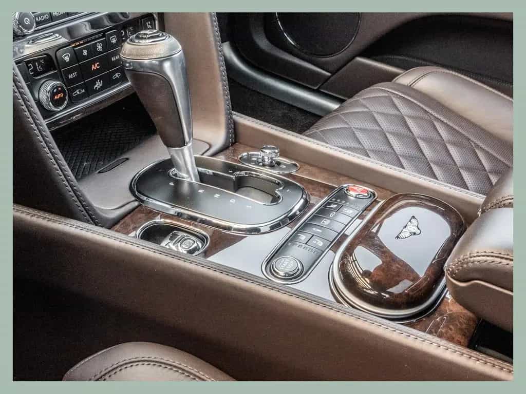 Bentley Flying Spur W12 // BENTLEY DÜSSELDORF 04/2017-photo-18