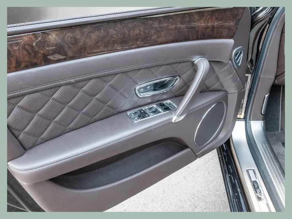 Bentley Flying Spur W12 // BENTLEY DÜSSELDORF 04/2017-photo-22