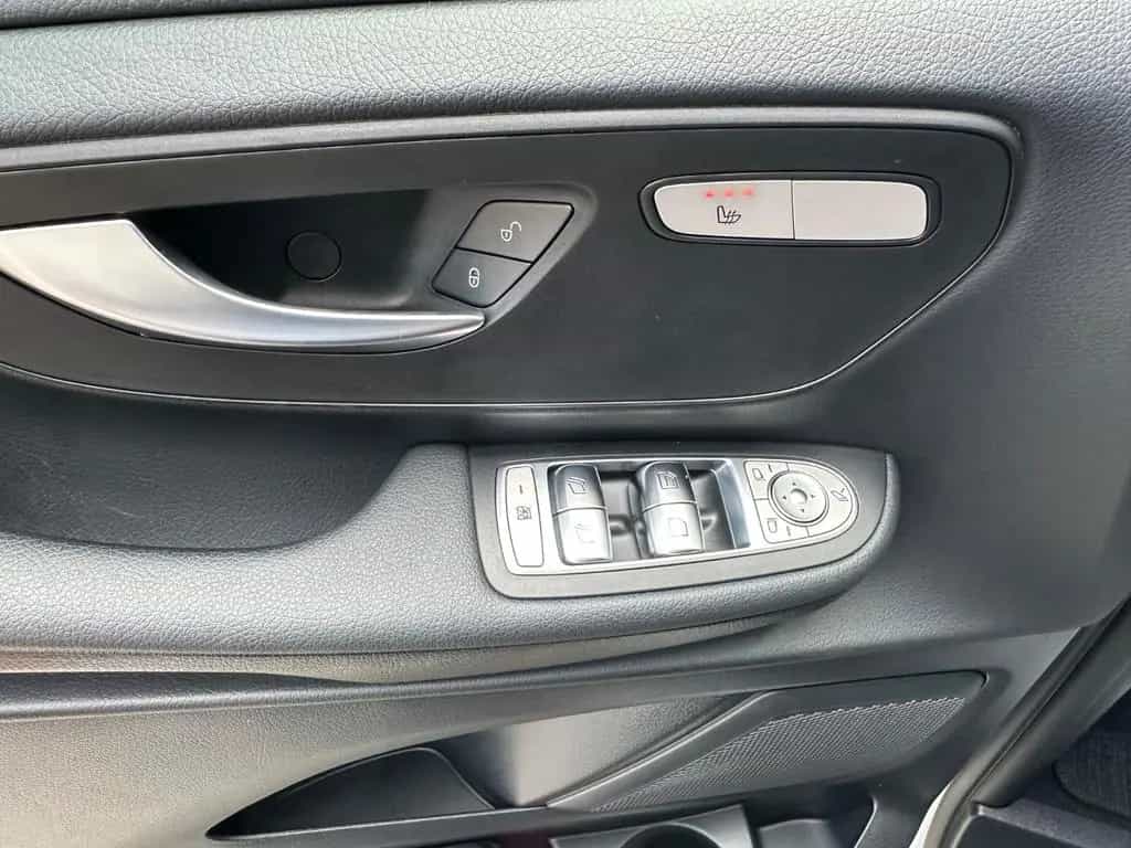 Mercedes-Benz V-Class d LANG 4M 9G WEBASTO NAVI MBUX AHK 7-SITZER 07/2020-photo-8
