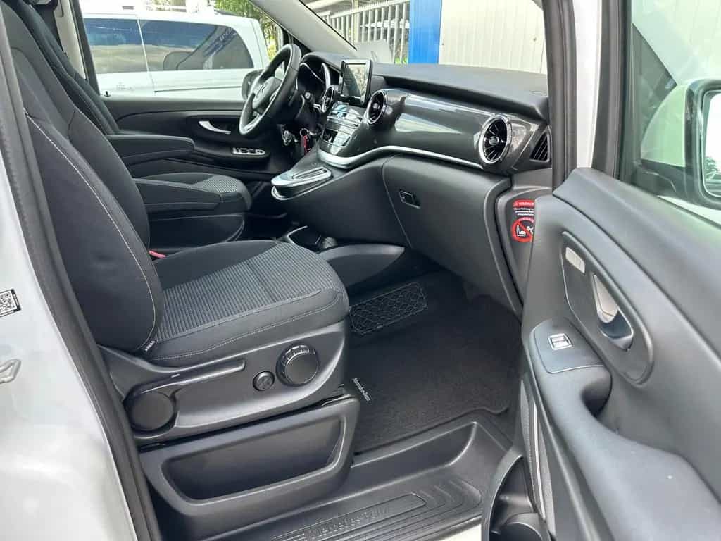 Mercedes-Benz V-Class d LANG 4M 9G WEBASTO NAVI MBUX AHK 7-SITZER 07/2020-photo-9