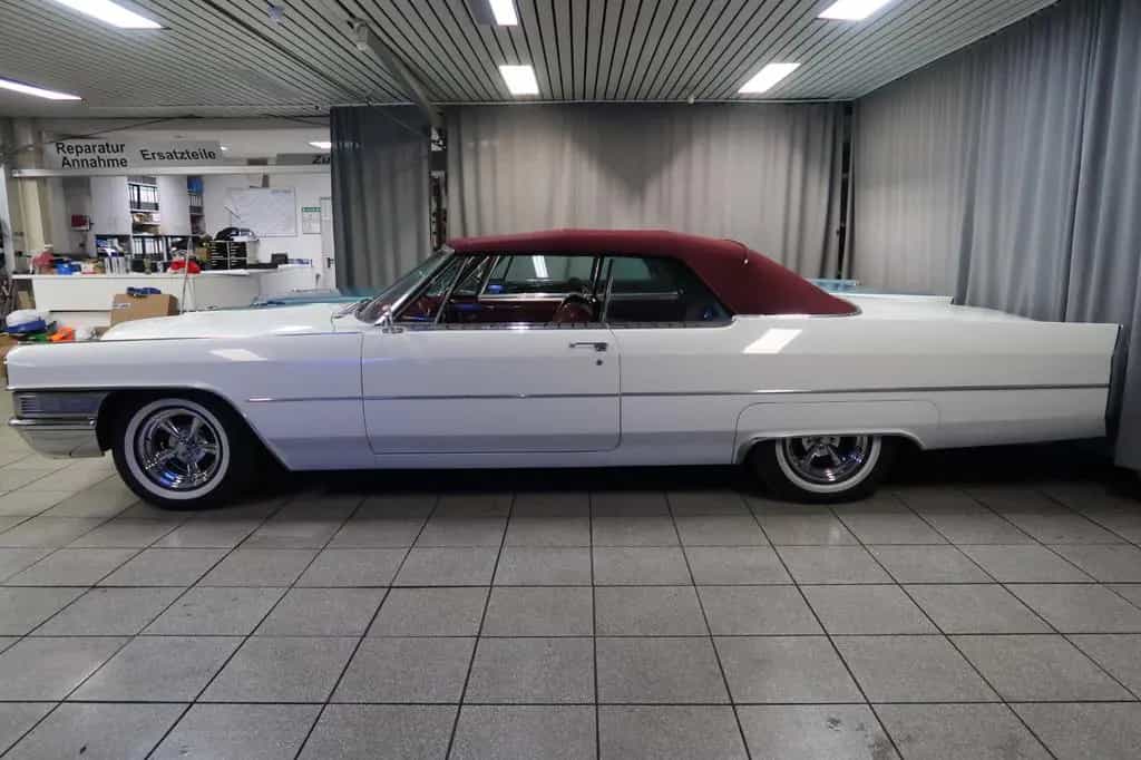 Cadillac Deville Convertible 06/1965-photo-3