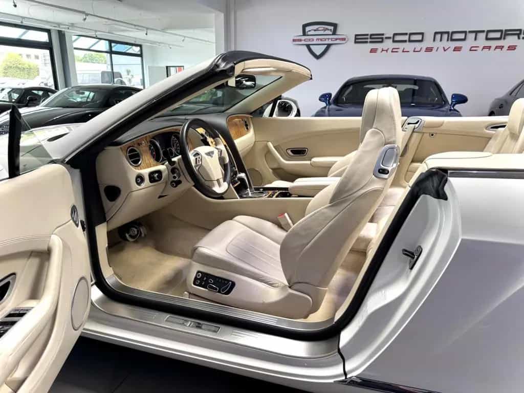 Bentley Continental GTC CONTINETAL GTC 6.0 W12 ACC KAMERA MASSAGE 21" 05/2012-photo-11