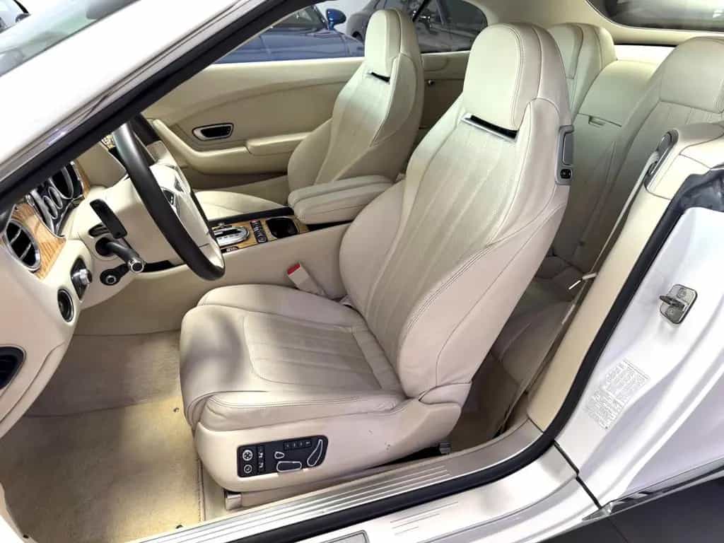 Bentley Continental GTC CONTINETAL GTC 6.0 W12 ACC KAMERA MASSAGE 21" 05/2012-photo-13