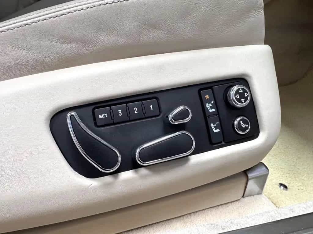 Bentley Continental GTC CONTINETAL GTC 6.0 W12 ACC KAMERA MASSAGE 21" 05/2012-photo-14