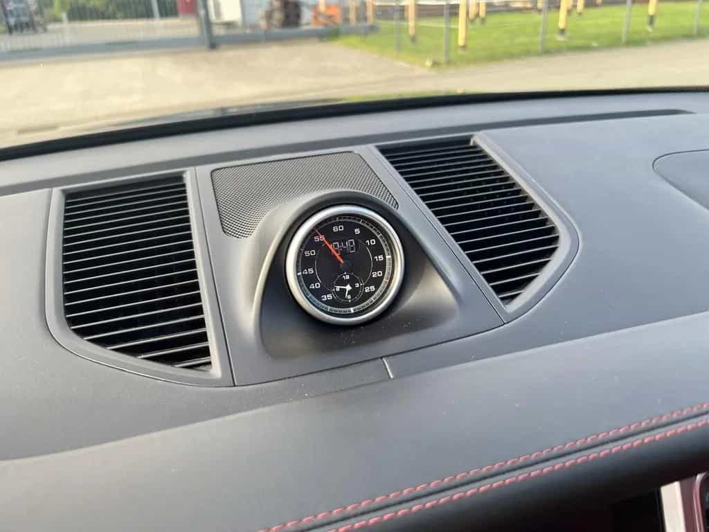 Porsche Macan Turbo+LED+Leder+Bose+Kamera 03/2018-photo-12