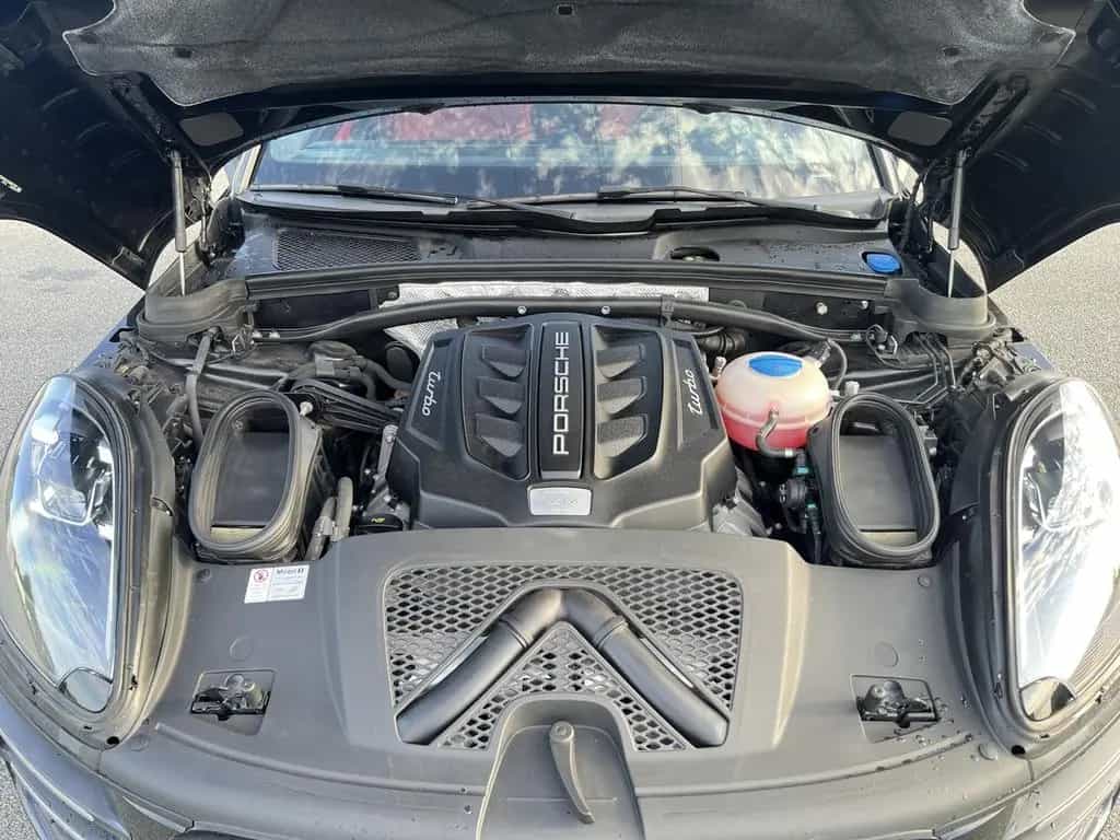 Porsche Macan Turbo+LED+Leder+Bose+Kamera 03/2018-photo-27