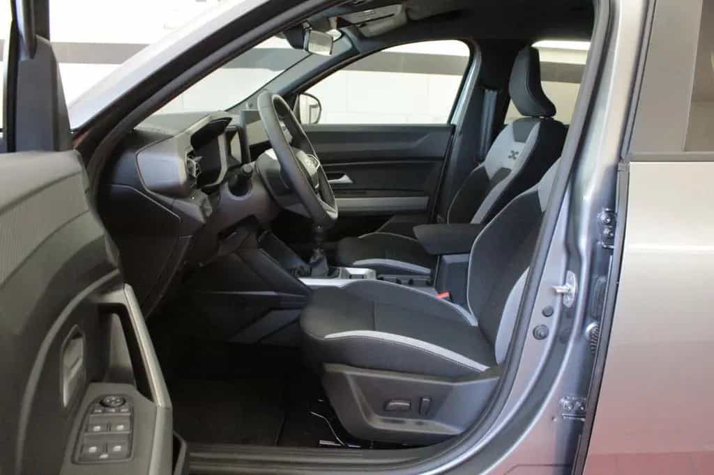 Dacia Bigster mild hybrid 140 Journey*Winter-*City-P.* 12/2025-photo-19