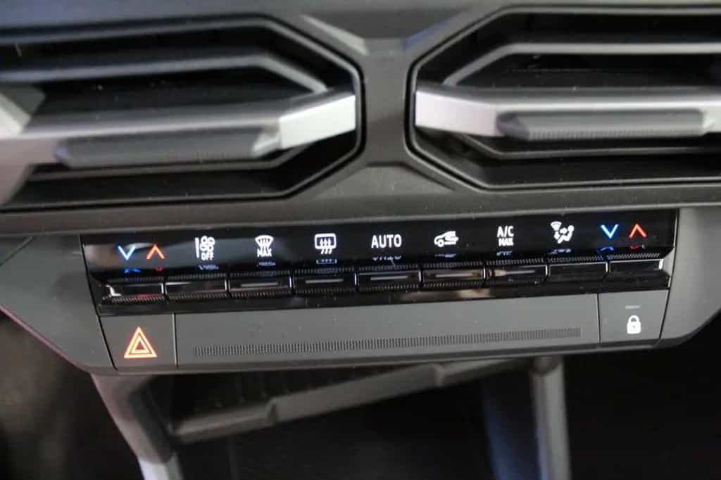 Dacia Bigster mild hybrid 140 Journey*Winter-*City-P.* 12/2025-photo-34