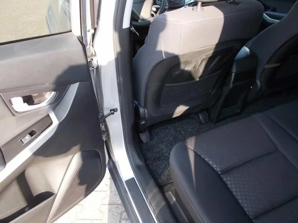 Ssangyong Korando 2.2 TD, 2WD, AHK 2.000 KG, Sitzheizung 03/2018-photo-12