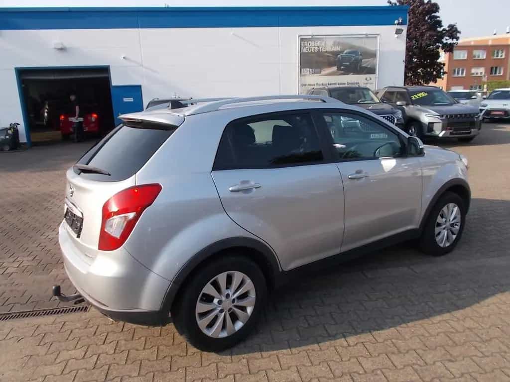 Ssangyong Korando 2.2 TD, 2WD, AHK 2.000 KG, Sitzheizung 03/2018-photo-4