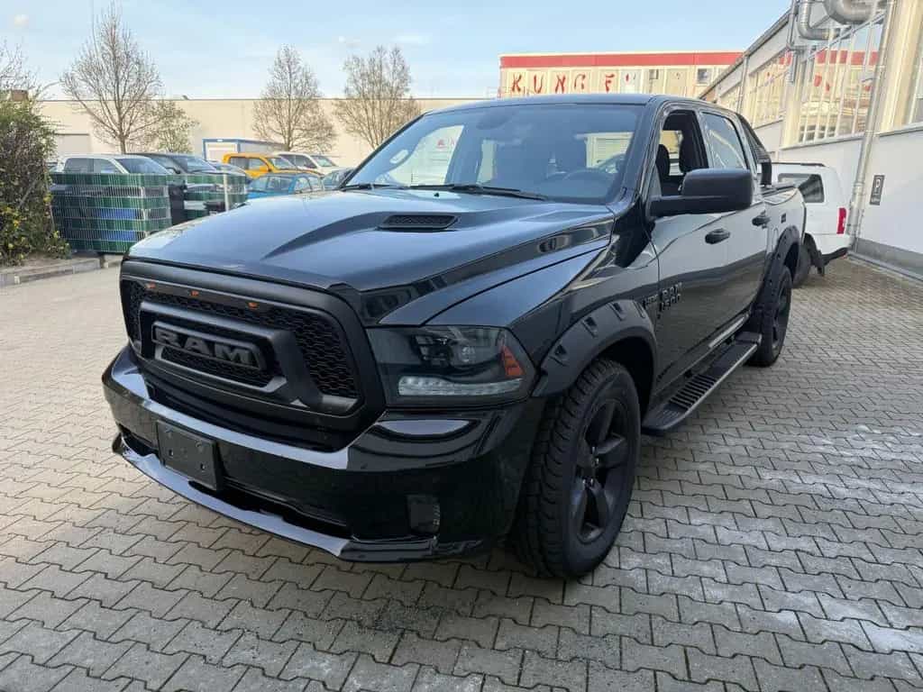 Dodge RAM 4x4 ,5.7 Hemi,Crew Cab, 06/2022-photo-0