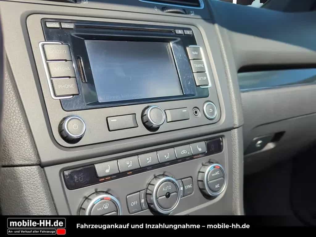 Volkswagen Golf VI GTI Cabriolet*XENON*LEDER*NAVI* 07/2012-photo-11