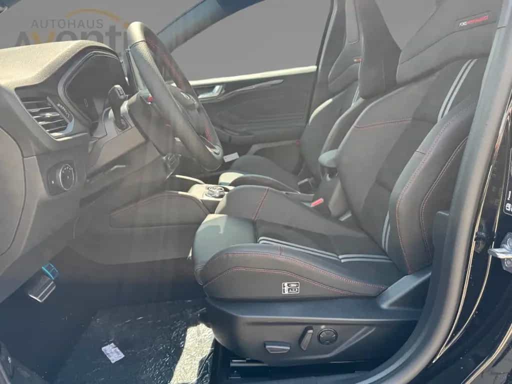 Ford Focus ST X SHZ*RFK*LED*Navi*SHZ*B&O Sound*Cam* 02/2026-photo-6