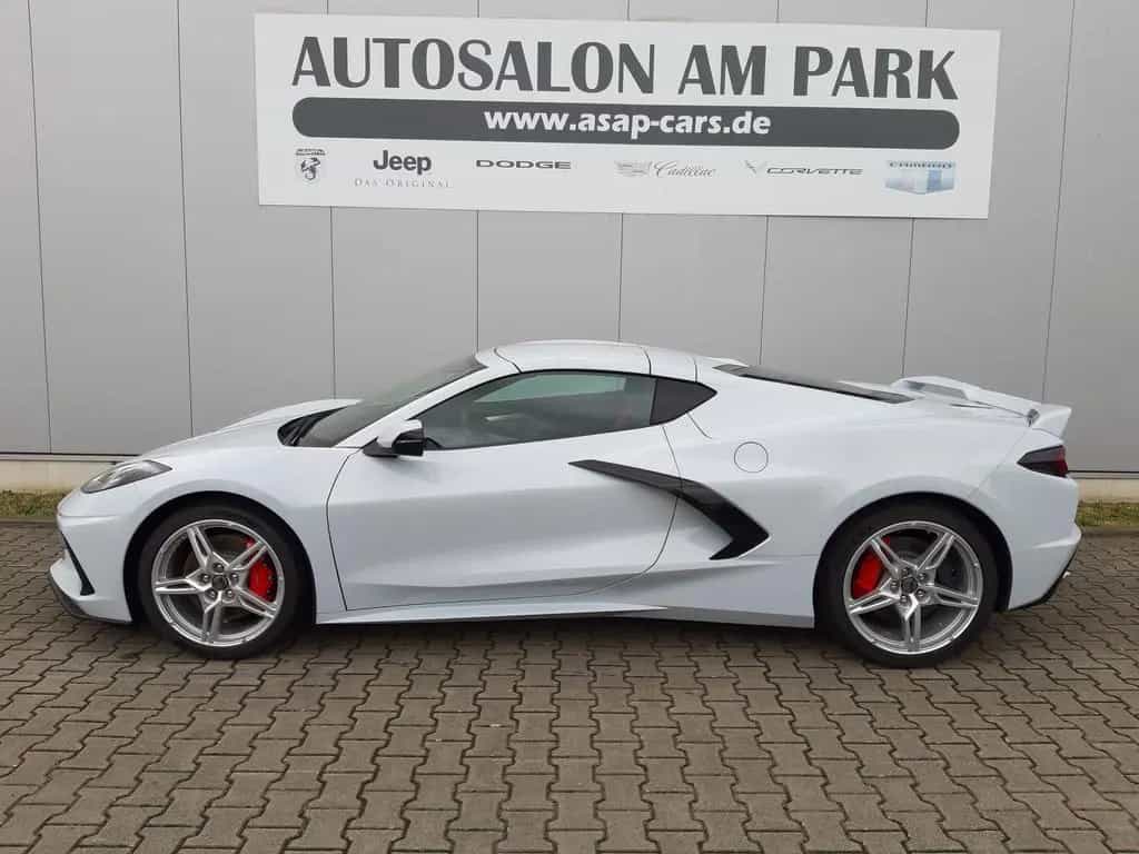 Corvette C8 Coupe 3LT 6.2 V8 Competition|Magentic|Lift 08/2025-photo-3