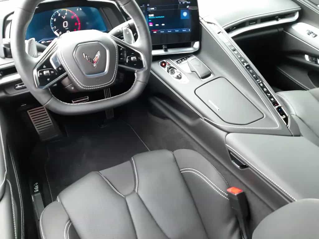 Corvette C8 Coupe 3LT 6.2 V8 Competition|Magentic|Lift 08/2025-photo-8