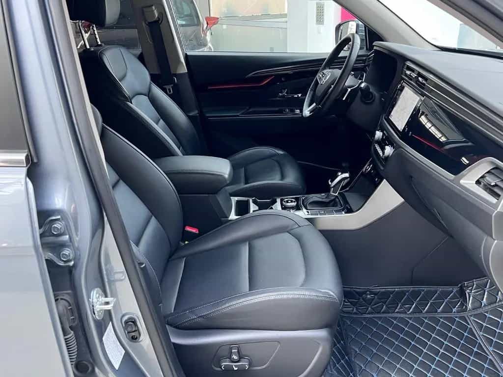 Ssangyong Korando Sapphire 4x2 LED+Leder+ACC+AHK 07/2020-photo-8