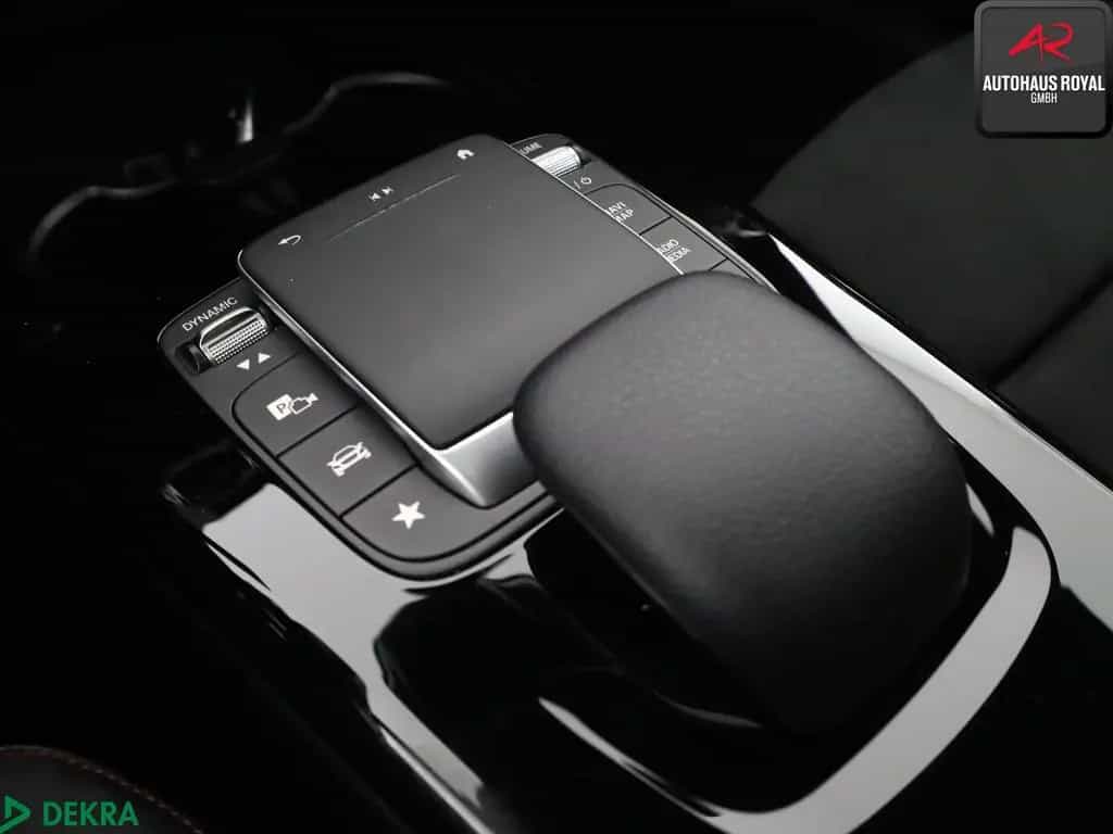 Mercedes-Benz CLA 200 Shooting Brake d AMG DISTRO,PANORAMA,SH 07/2021-photo-19