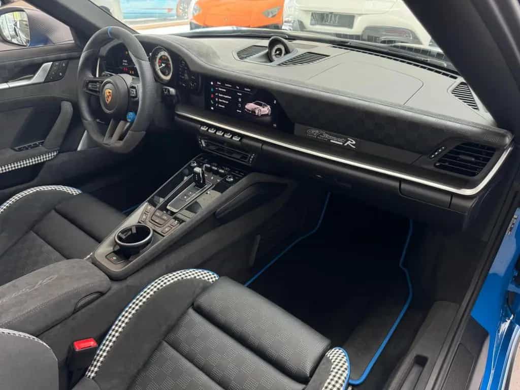 TECHART Other 992 Turbo S Cabrio / GT STREET R / 1 of 87 10/2023-photo-25