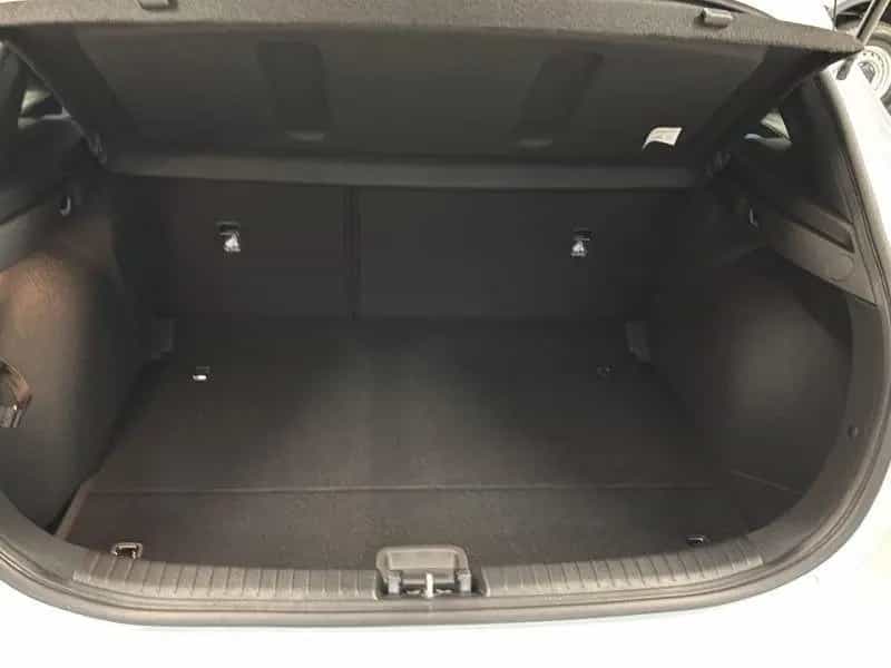Kia Ceed Ultimate Edition 1.5T 48V DCT 03/2025-photo-17
