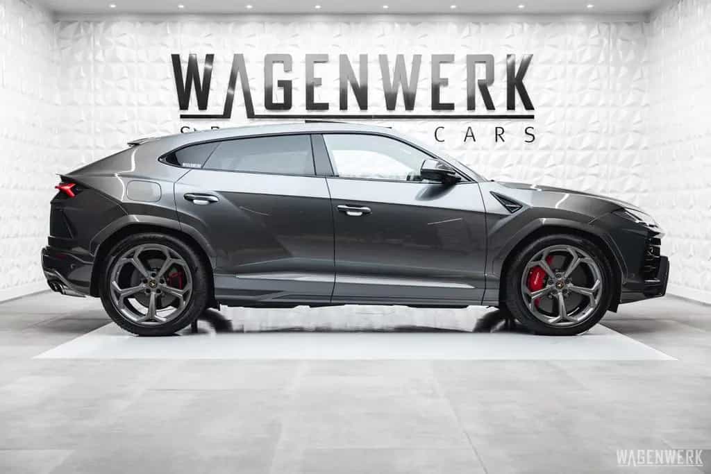 Lamborghini Urus 1.HAND FULL-ADAS 22ZOLL B&O Q-CITURA PANORA 04/2019-photo-0