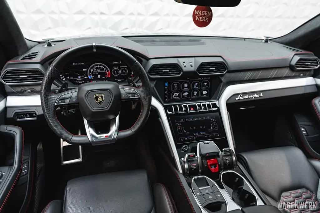 Lamborghini Urus 1.HAND FULL-ADAS 22ZOLL B&O Q-CITURA PANORA 04/2019-photo-10