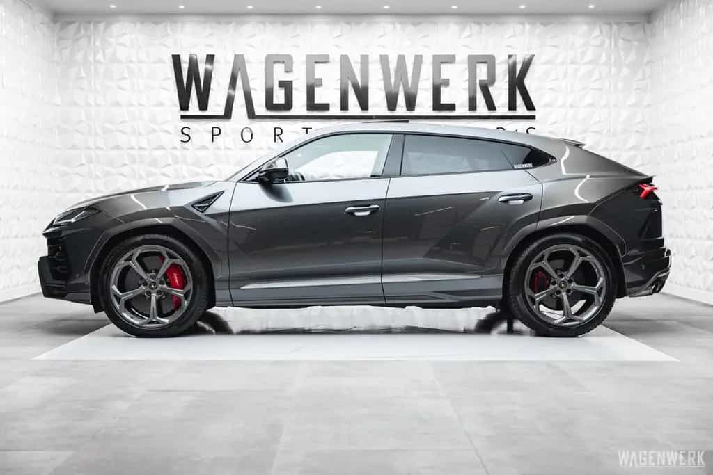 Lamborghini Urus 1.HAND FULL-ADAS 22ZOLL B&O Q-CITURA PANORA 04/2019-photo-4