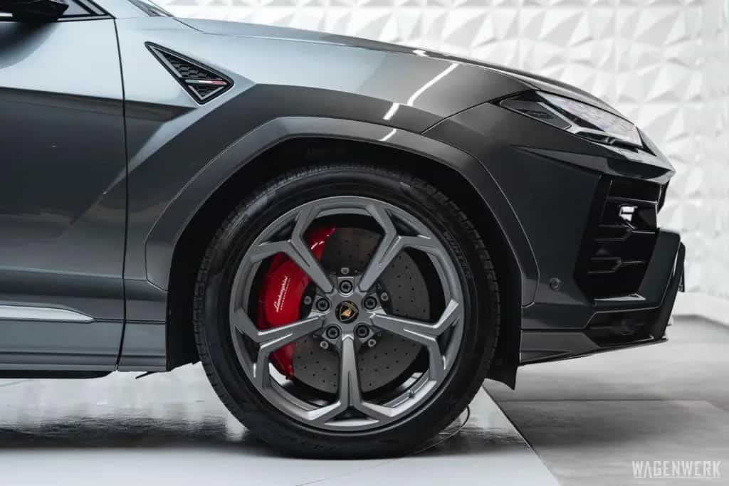 Lamborghini Urus 1.HAND FULL-ADAS 22ZOLL B&O Q-CITURA PANORA 04/2019-photo-7