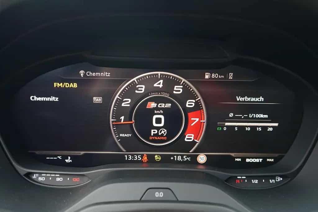 Audi SQ2 2.0 TFSI quattro LED Navi ACC Kamera PDC 02/2021-photo-19