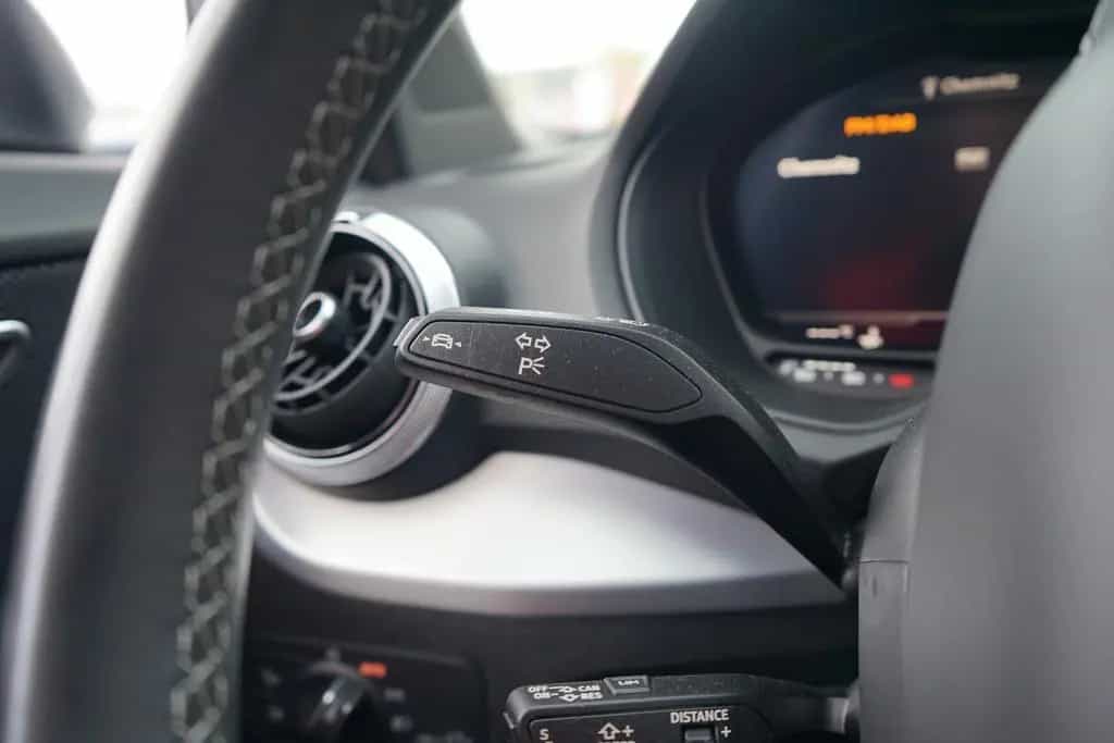 Audi SQ2 2.0 TFSI quattro LED Navi ACC Kamera PDC 02/2021-photo-20