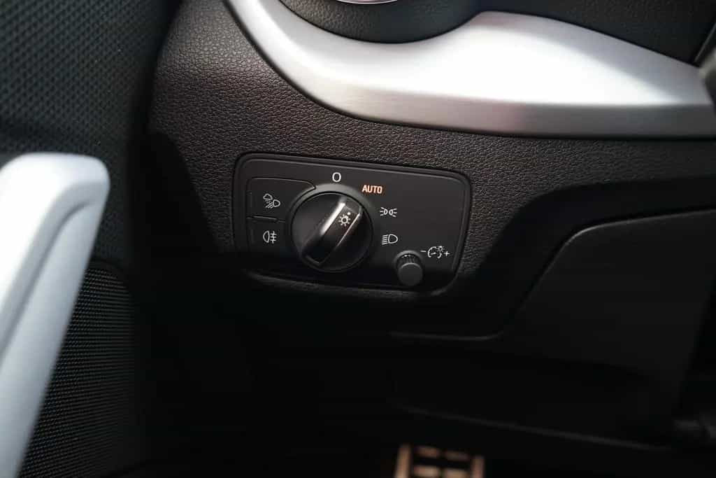 Audi SQ2 2.0 TFSI quattro LED Navi ACC Kamera PDC 02/2021-photo-24