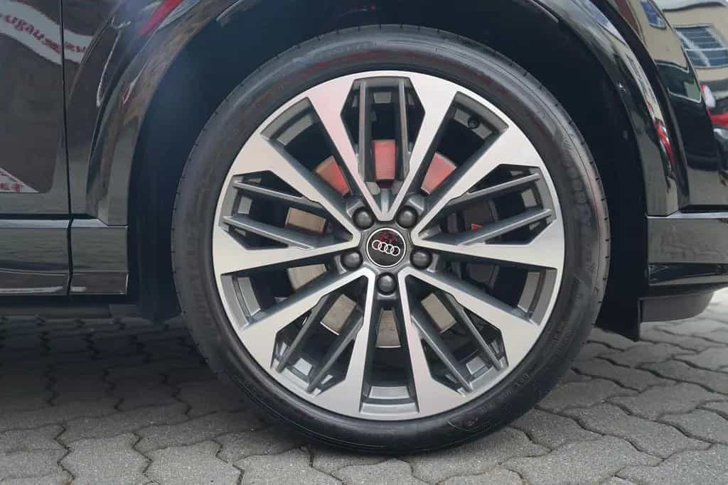 Audi SQ2 2.0 TFSI quattro LED Navi ACC Kamera PDC 02/2021-photo-32