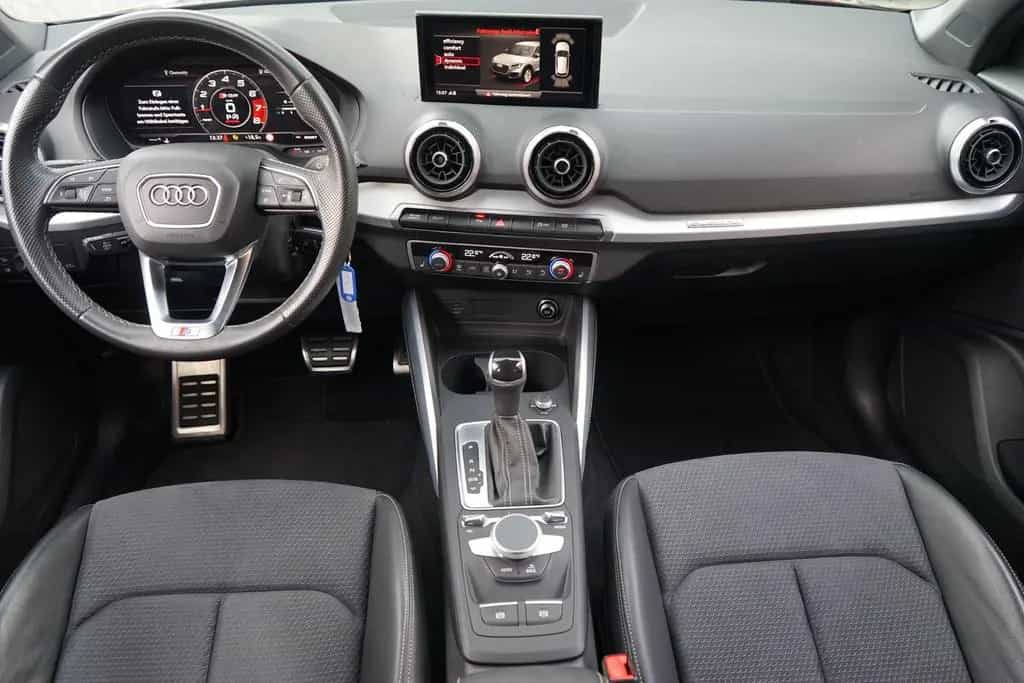 Audi SQ2 2.0 TFSI quattro LED Navi ACC Kamera PDC 02/2021-photo-9