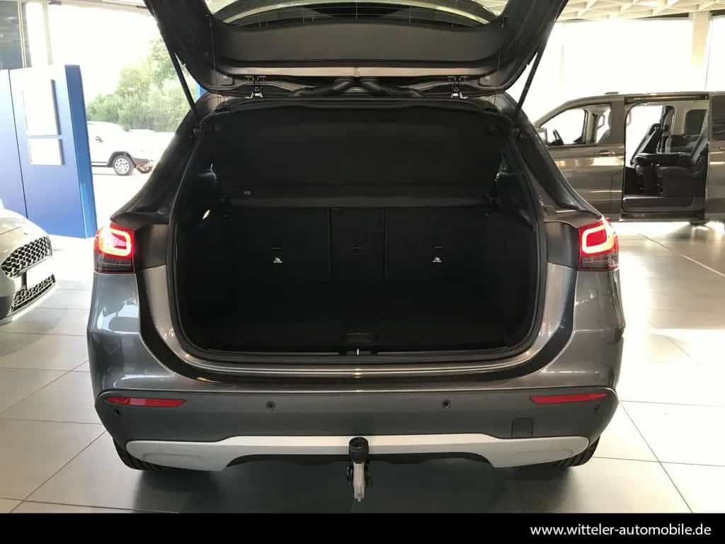 Mercedes-Benz GLA 200 Style AHK/LED/MBUX/SHZ/AMBIENTE/7G-DCT 05/2022-photo-18
