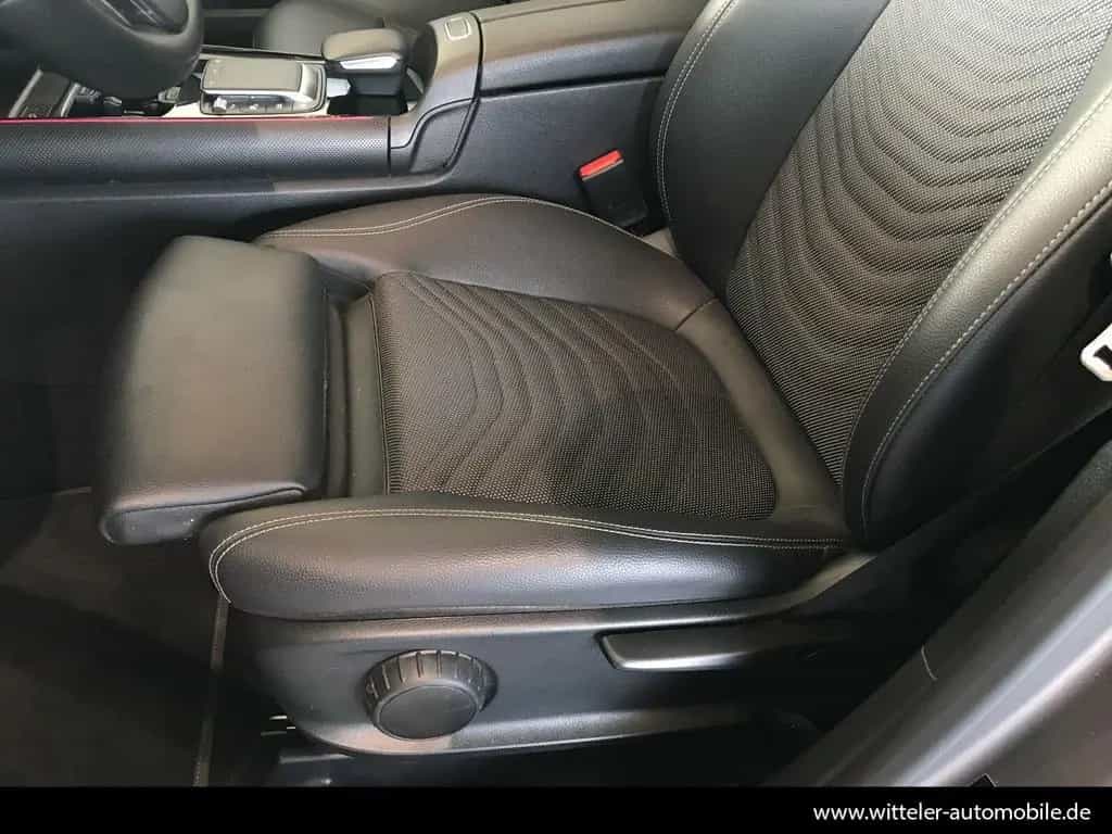 Mercedes-Benz GLA 200 Style AHK/LED/MBUX/SHZ/AMBIENTE/7G-DCT 05/2022-photo-25