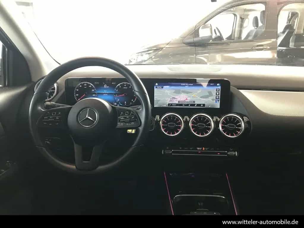 Mercedes-Benz GLA 200 Style AHK/LED/MBUX/SHZ/AMBIENTE/7G-DCT 05/2022-photo-7