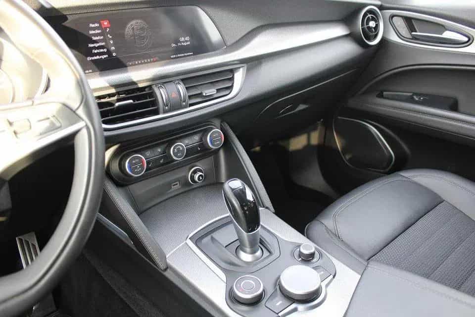 Alfa Romeo Stelvio Super Q4 Rückfahrkamera | adapt. Tempoma 09/2019-photo-17
