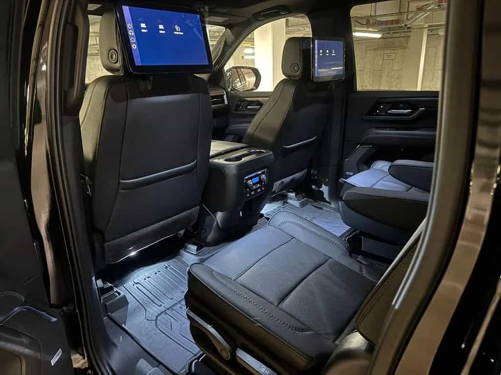 GMC Yukon XL 4WD+420HP+NEW+2026modYear null-photo-24