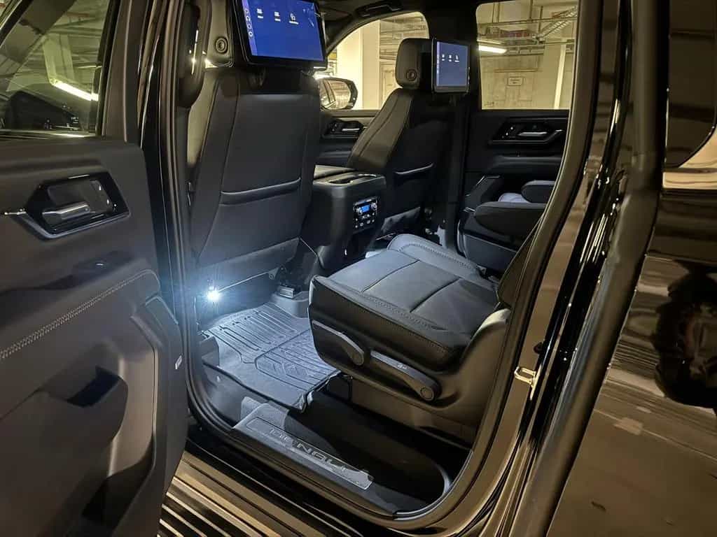 GMC Yukon XL 4WD+420HP+NEW+2026modYear null-photo-26