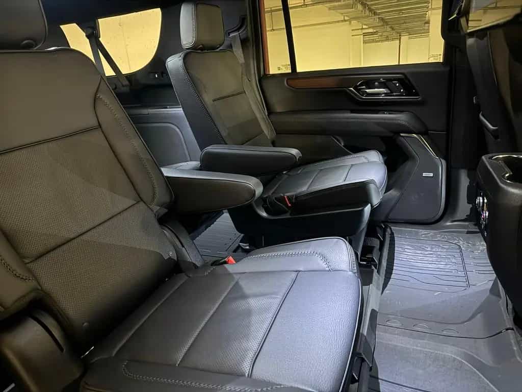 GMC Yukon XL 4WD+420HP+NEW+2026modYear null-photo-29