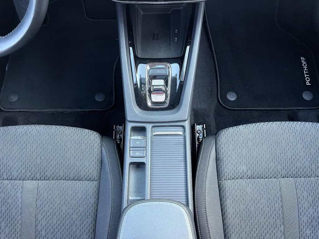 Skoda Octavia Combi 2,0 TDI DSG Style LED HUD PANO NAV 03/2023-photo-17