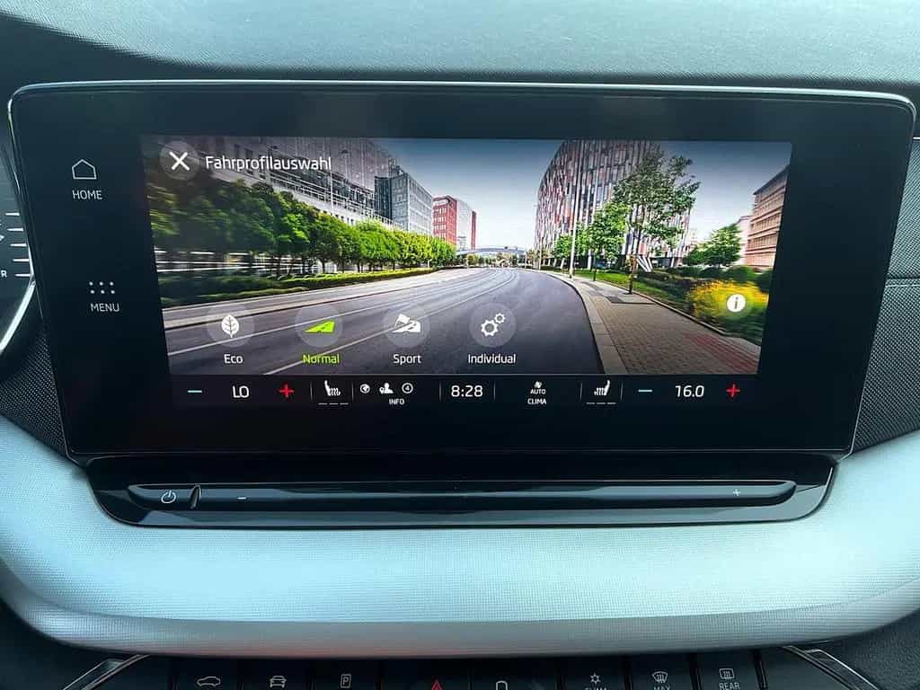 Skoda Octavia Combi 2,0 TDI DSG Style LED HUD PANO NAV 03/2023-photo-29
