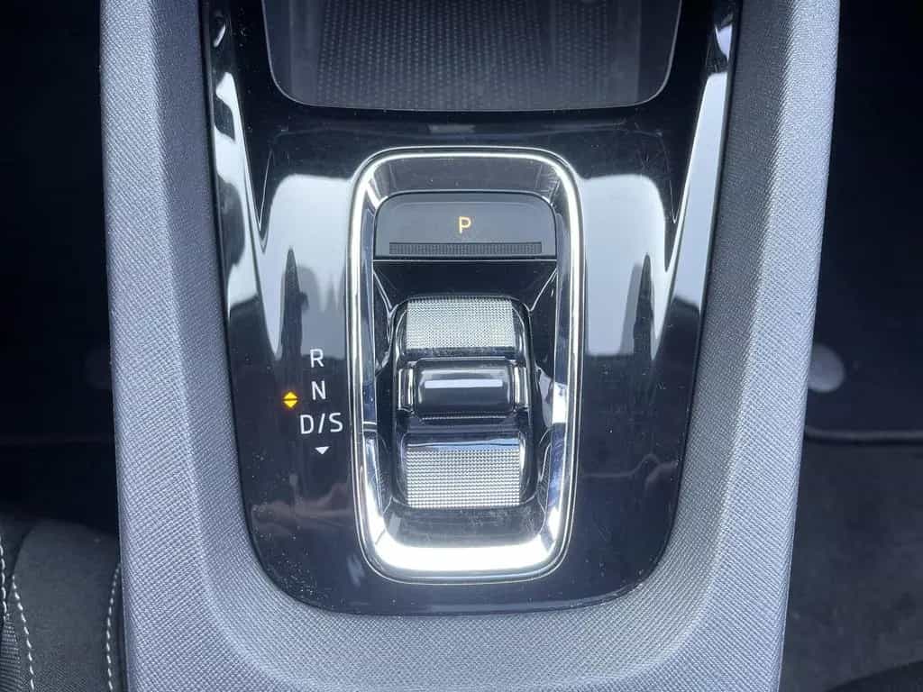 Skoda Octavia Combi 2,0 TDI DSG Style LED HUD PANO NAV 03/2023-photo-33