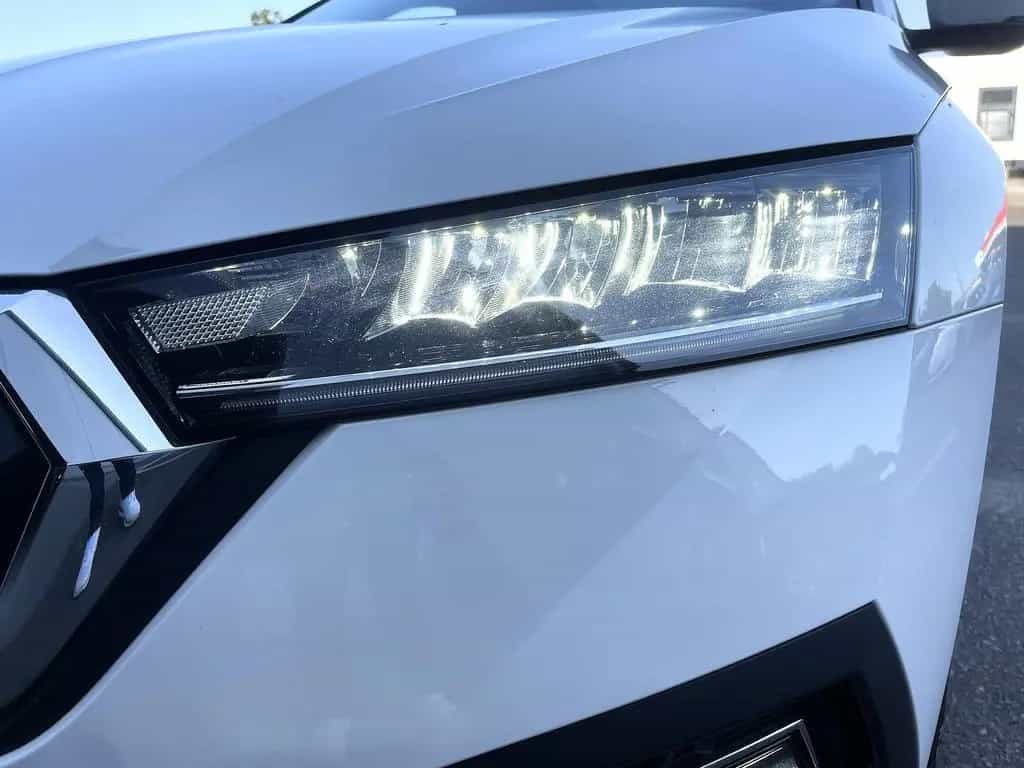 Skoda Octavia Combi 2,0 TDI DSG Style LED HUD PANO NAV 03/2023-photo-41