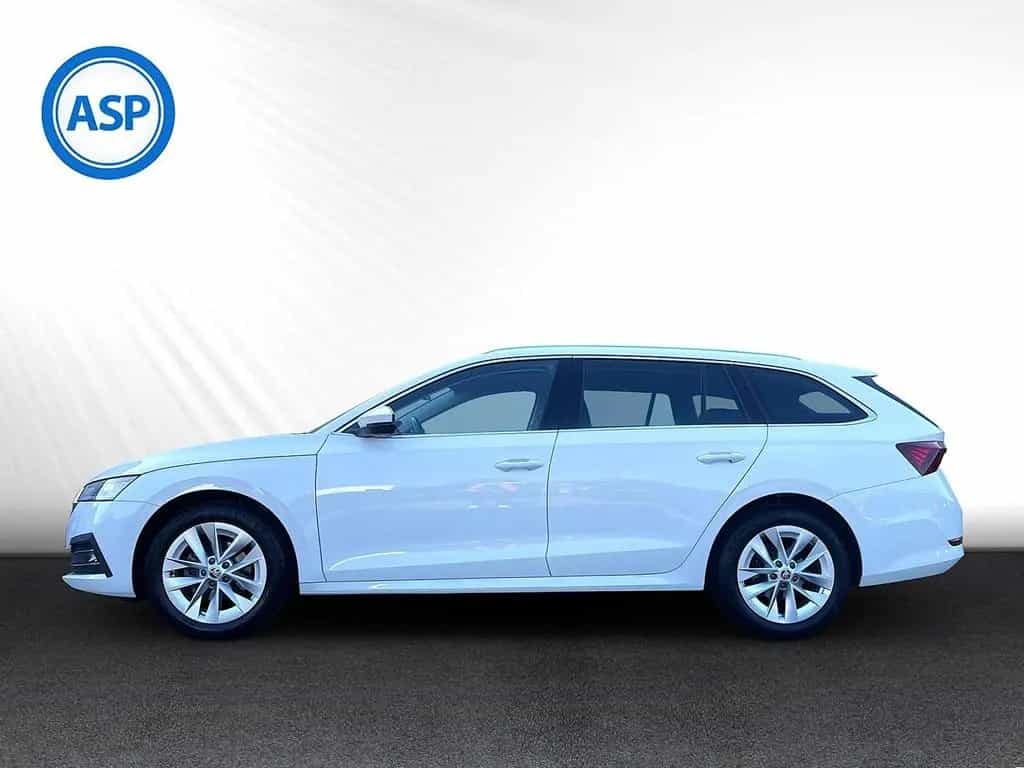 Skoda Octavia Combi 2,0 TDI DSG Style LED HUD PANO NAV 03/2023-photo-7