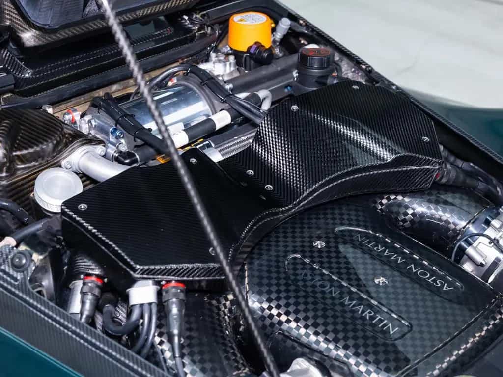 Aston Martin Valkyrie 05/2023-photo-13