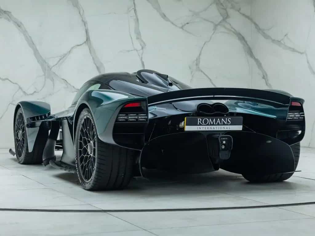 Aston Martin Valkyrie 05/2023-photo-3