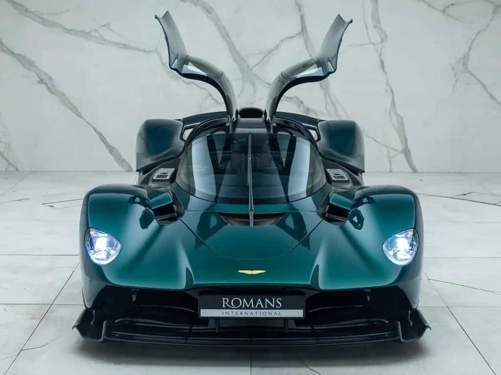 Aston Martin Valkyrie 05/2023-photo-4