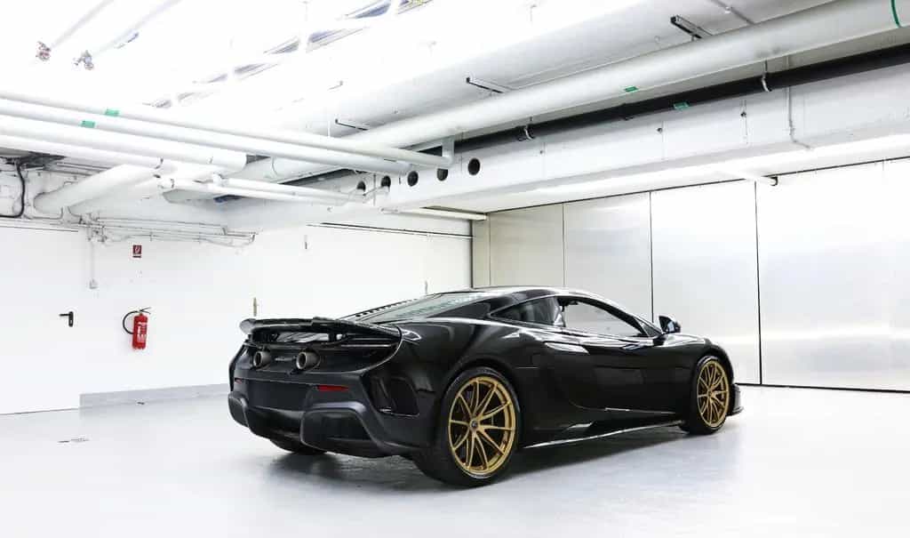 McLaren 675LT Coupe Scheckheft Carbondach 06/2016-photo-2